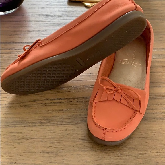 Loafer - Picture 4 of 4